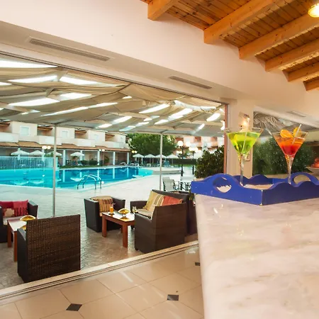 Ecoresort Zefyros 3* Áyios Kírikos