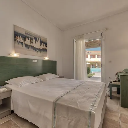 Ecoresort Zefyros Hotel 3*