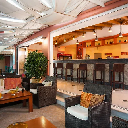 埃科索特泽费洛斯酒店