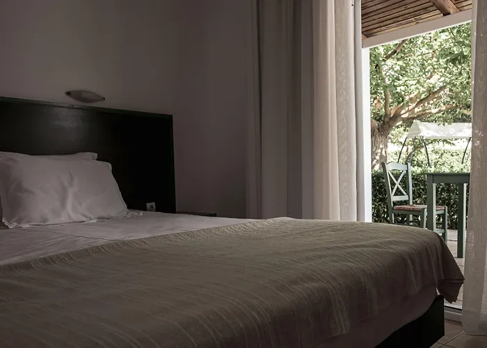 Ecoresort Zefyros Hotel Áyios Kírikos